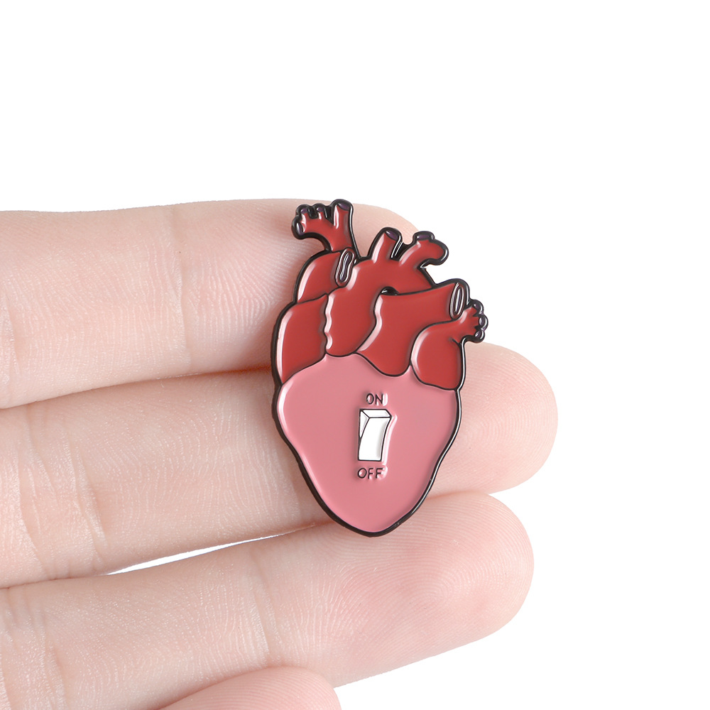 Anatomical Heart Enamel Pin Br - Medical Label ulasan dan harga